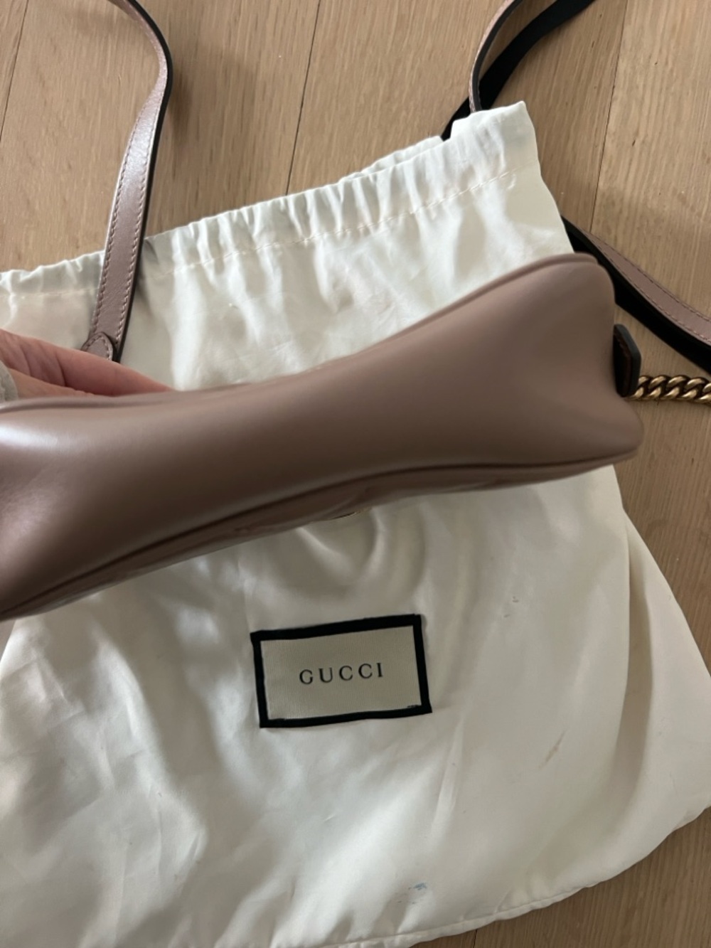 Gucci Marmont mini Leather Camera Bag in rose - Picture 4 of 8